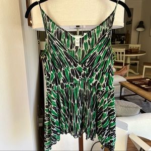 Diane Von Furstenberg 100% silk tank top